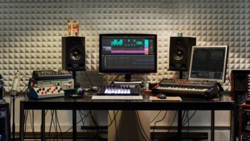 Udemy Music Mixing Masterclass How To Mix A Track In Ableton [TUTORiAL] (Premium)