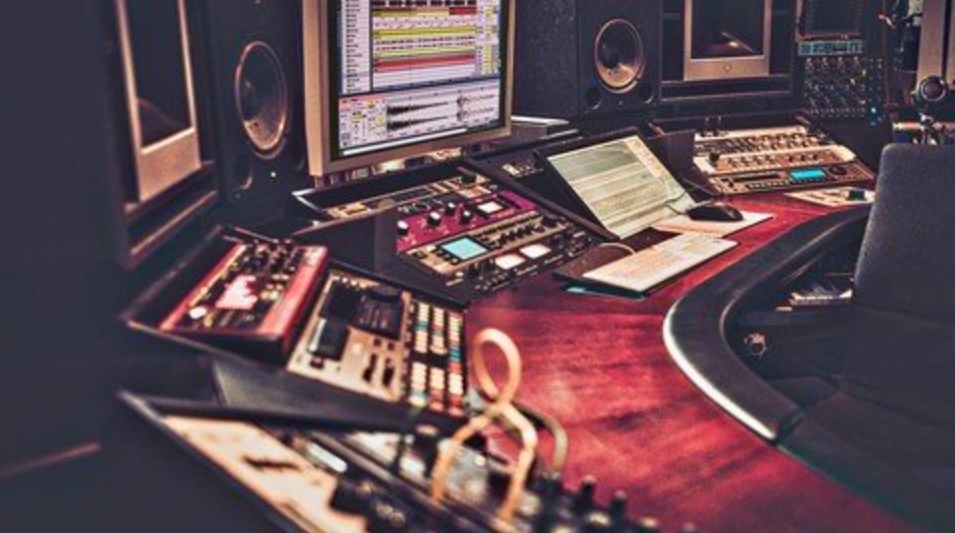 Udemy What Is Music Production? Learn The Skill Quickly [TUTORiAL] (Premium)