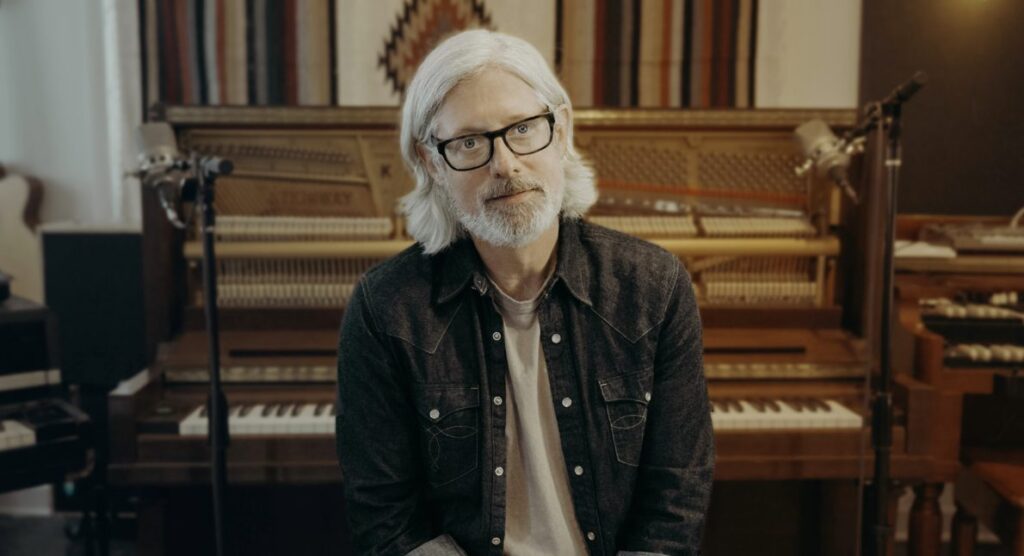 studio.com Writing a Worship Song with Matt Maher [TUTORiAL]